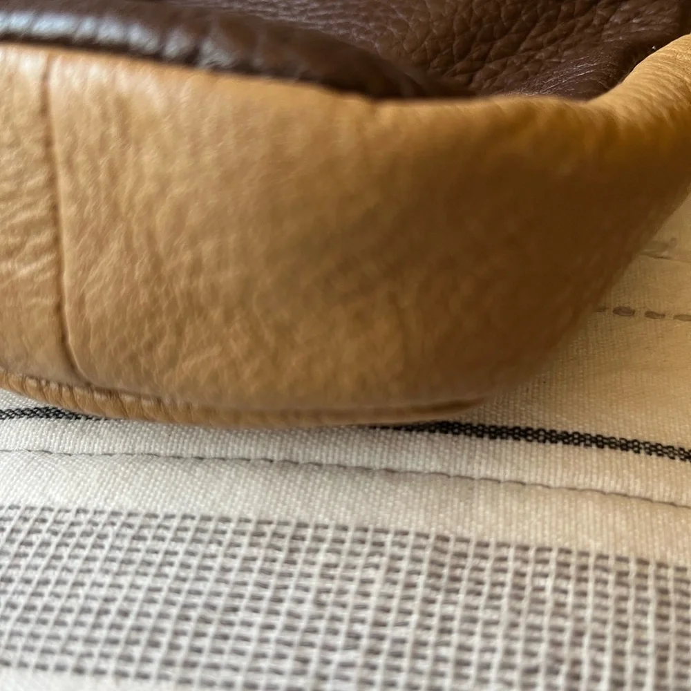 EUC Fossil Leather Tote/Crossbody - Picture 7 of 8